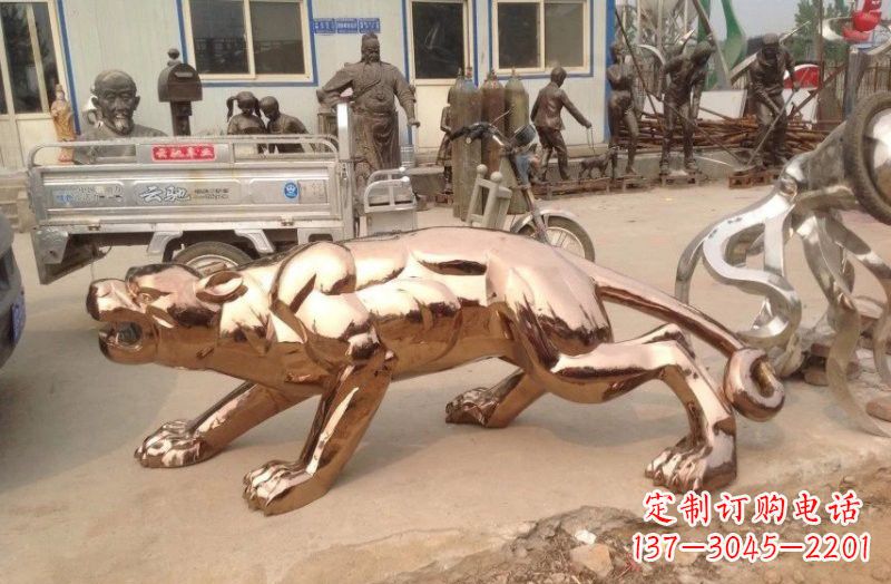 嘉兴不锈钢豹子雕塑精美绝伦