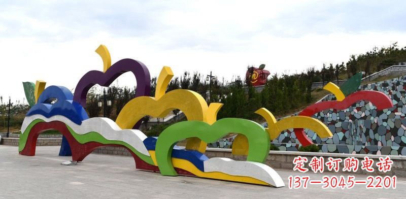 嘉兴不锈钢彩色苹果雕塑