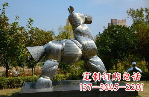 嘉兴不锈钢草扎马雕塑艺术精彩绽放