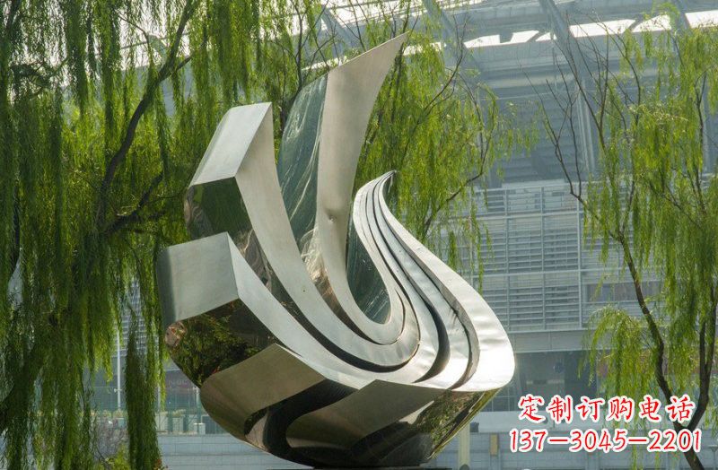 嘉兴不锈钢和平鸽雕塑象征和平与信仰