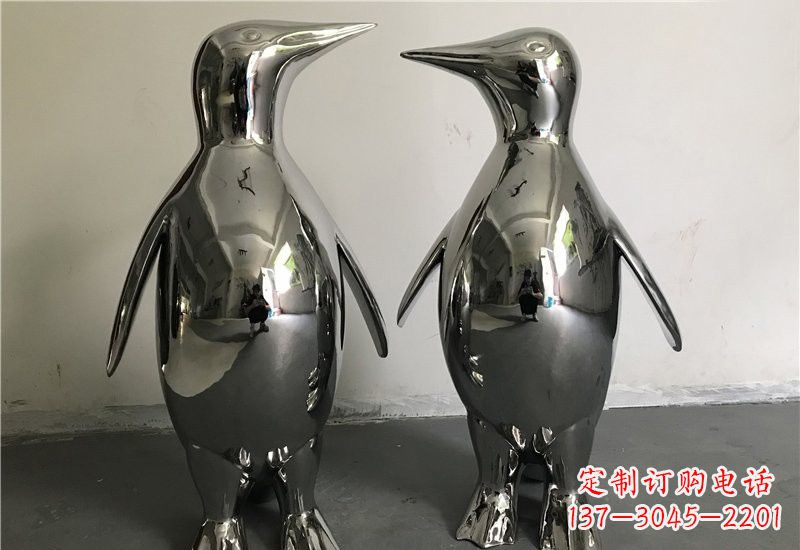 嘉兴不锈钢抽象企鹅雕塑