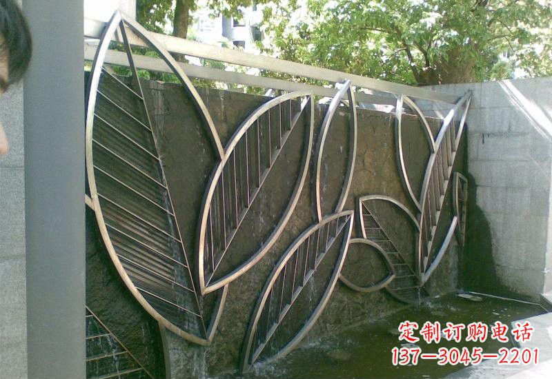 嘉兴不锈钢公园抽象树叶雕塑