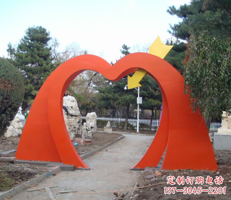嘉兴不锈钢拱门雕塑给空间增添灵动之美