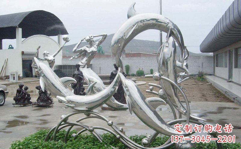 嘉兴不锈钢海豚的灵动嬉戏