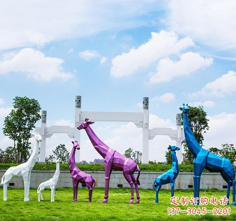 嘉兴不锈钢材质的长颈鹿雕塑