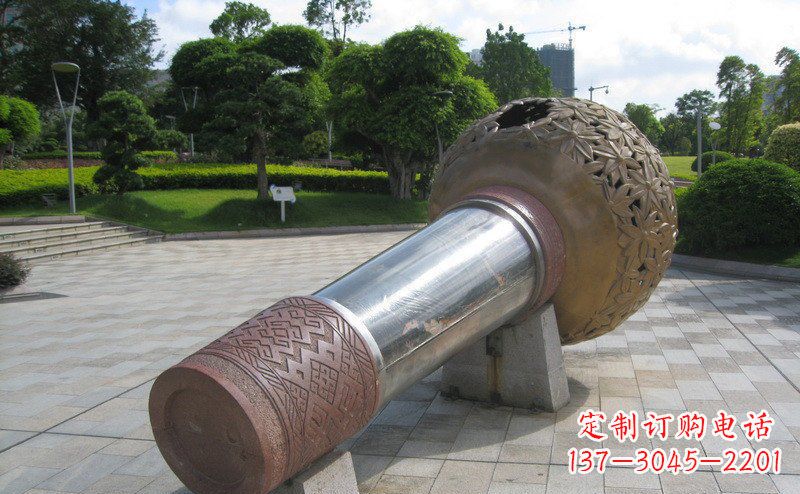 嘉兴“铸就记忆的不锈钢话筒雕塑”