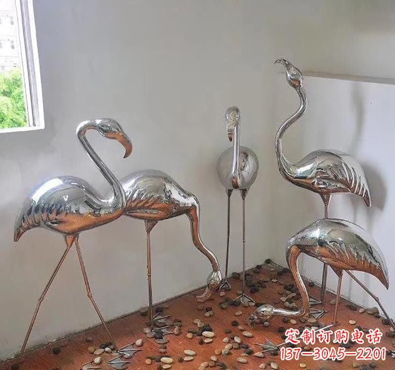 嘉兴不锈钢火烈鸟象征勇气与活力