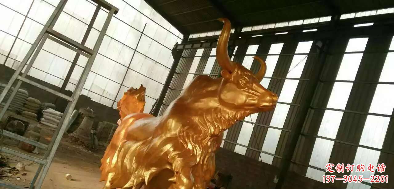嘉兴精美不锈钢牦牛钛金雕塑