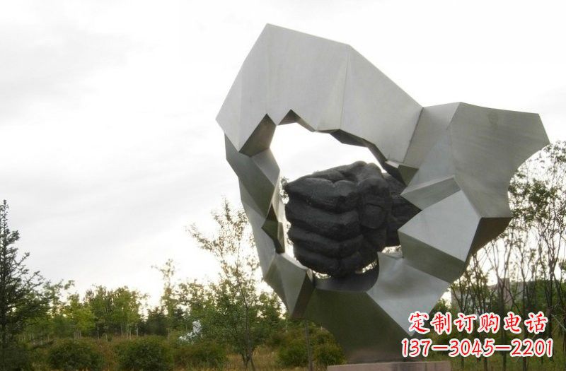 嘉兴不锈钢拳头雕塑222