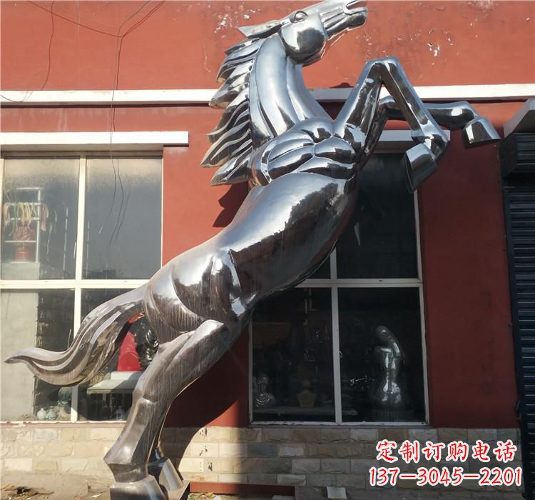 嘉兴不锈钢跳跃马雕塑