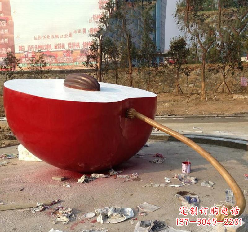 嘉兴不锈钢苹果雕塑美丽与现代的融合