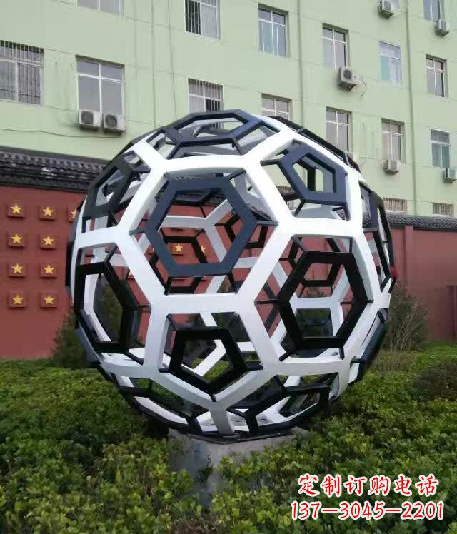 嘉兴不锈钢足球雕塑缔造校园新风貌