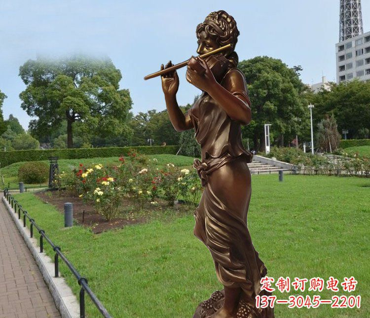嘉兴美女雕塑把美景变成静物