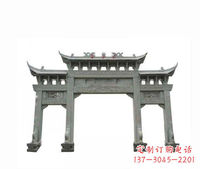 嘉兴村口三门牌楼石雕