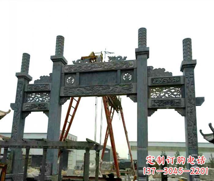 嘉兴村庄牌坊雕塑传承历史文化
