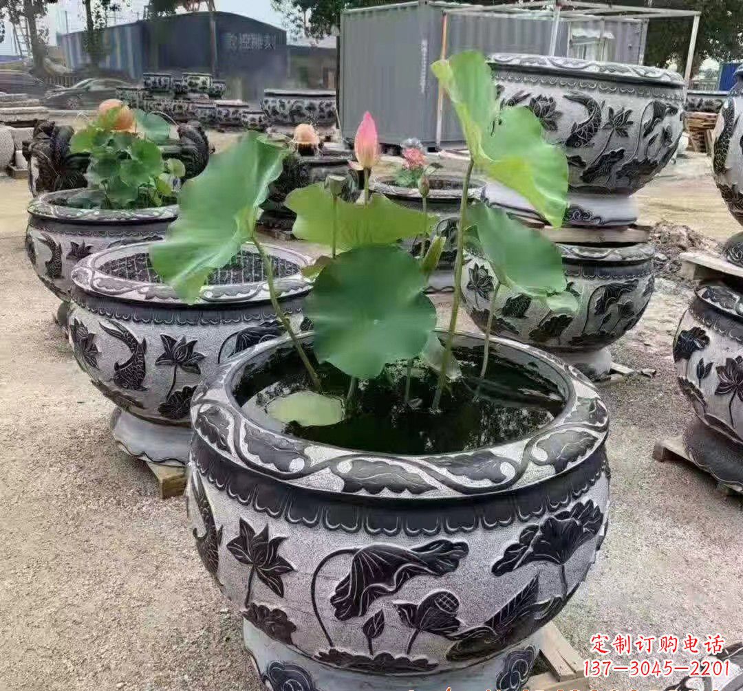 嘉兴精美大理石鱼缸雕塑