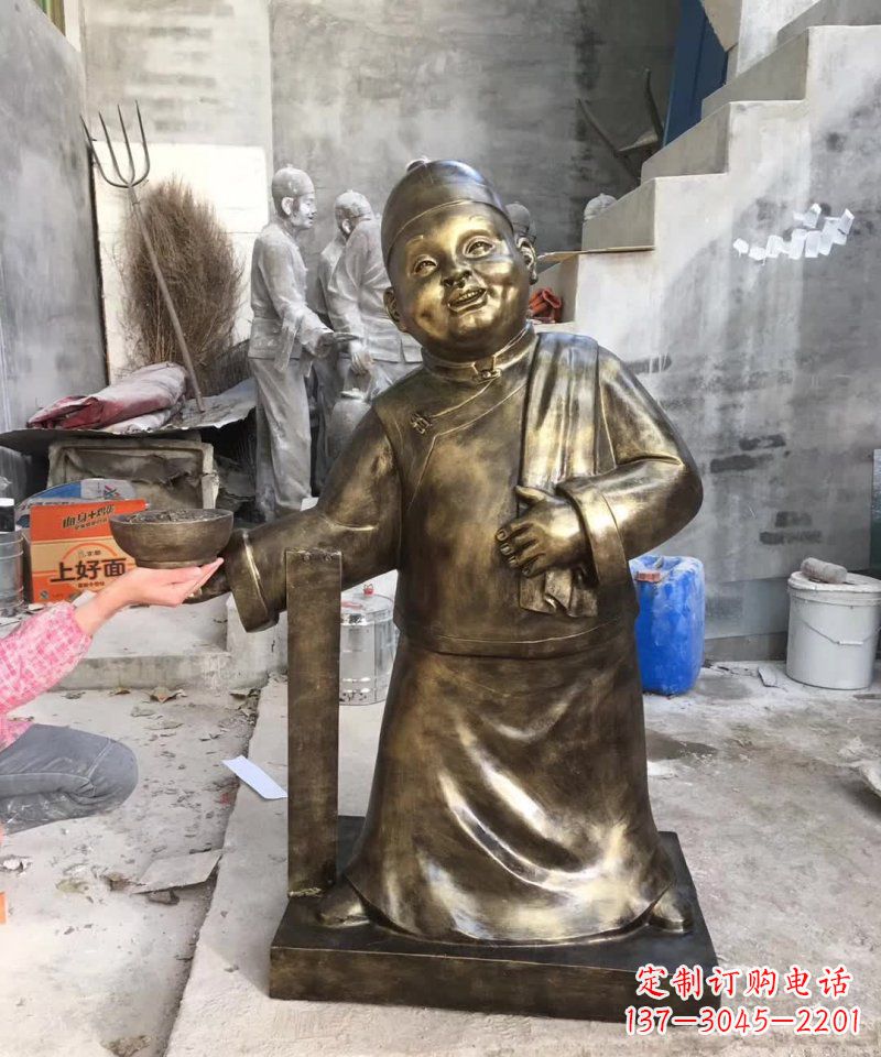 嘉兴店小二人物铜雕 (2)
