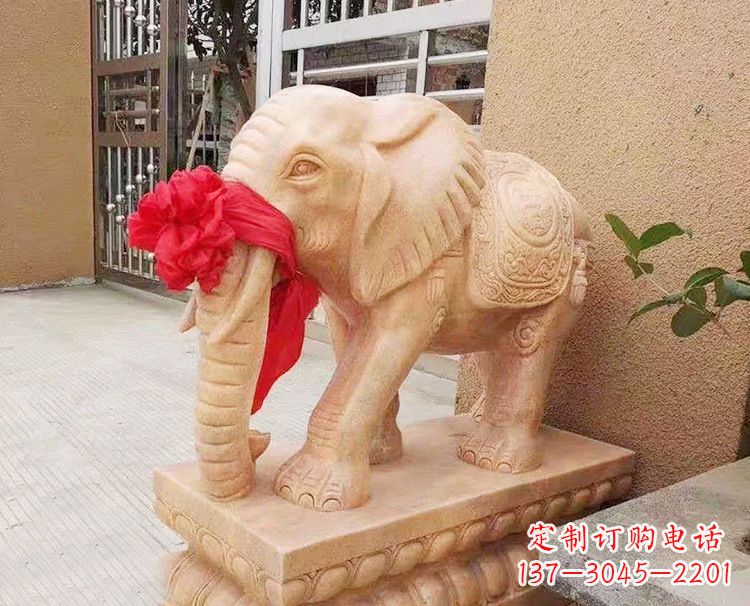 嘉兴精心雕刻大象石雕
