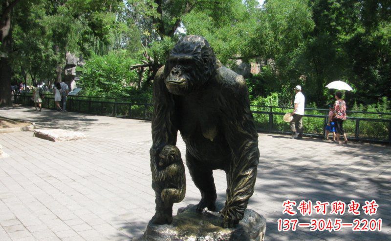 嘉兴象征力量的猩猩铜雕