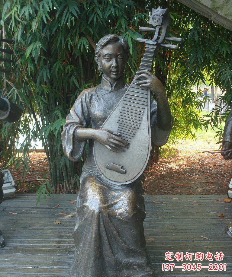 嘉兴精美绝伦的琵琶女郎铜雕