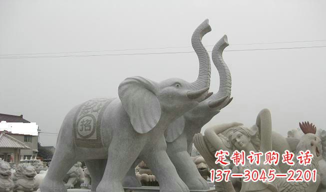 嘉兴公园动物长鼻大象石雕