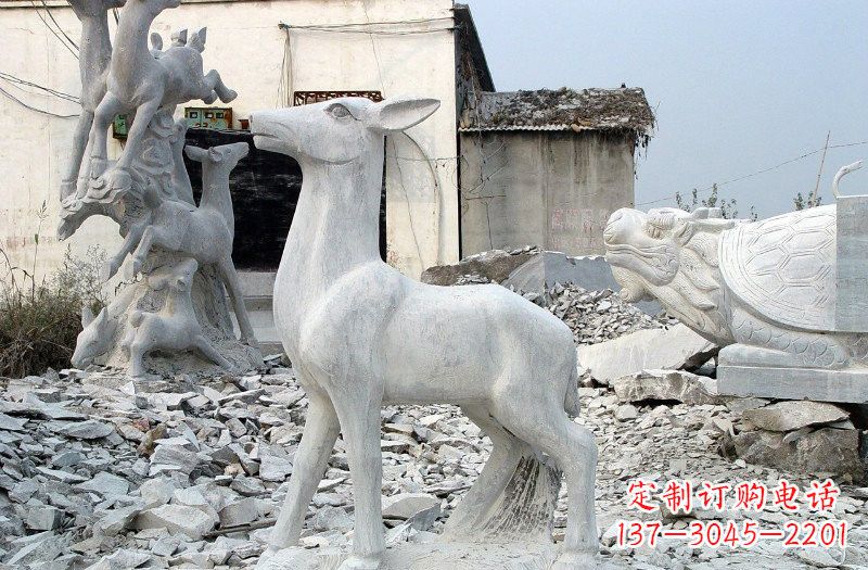 嘉兴青石仿古小鹿雕塑,精美优雅