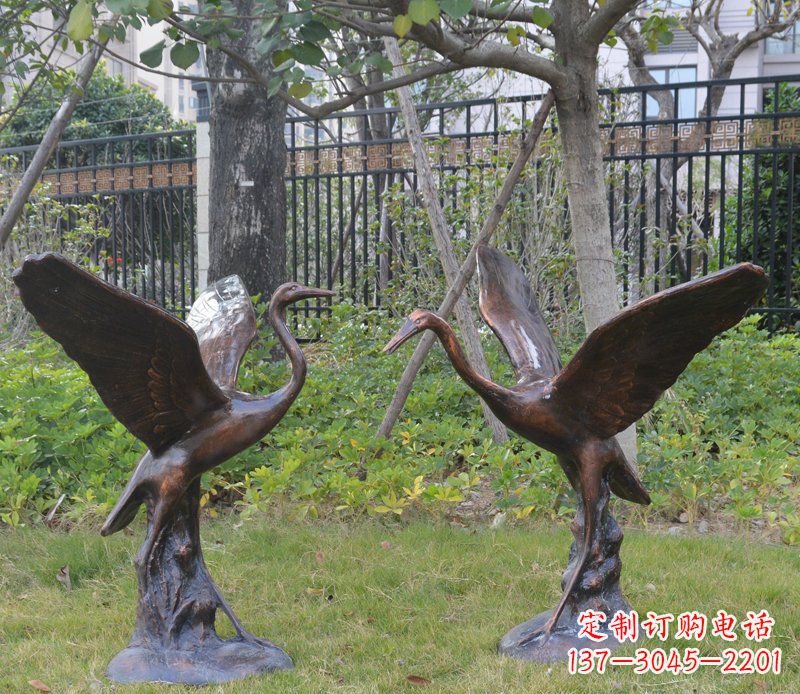 嘉兴公园仙鹤景观玻璃钢仿铜摆件