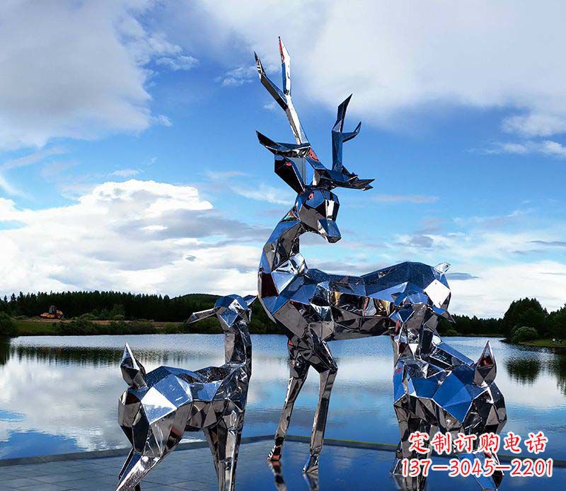 嘉兴中领雕塑出品:优雅梅花鹿不锈钢雕塑