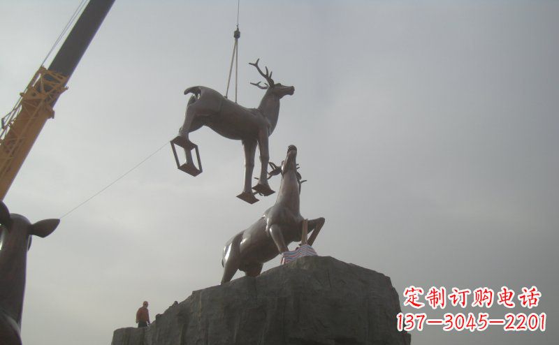 嘉兴梅花鹿动物铜雕,极致精细,表达优雅