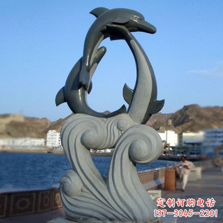嘉兴欣赏海豚石雕塑的美丽