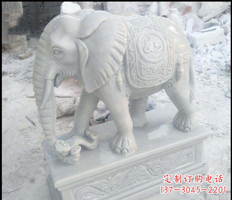 嘉兴汉白玉吉祥鼻卷如意的大象石雕