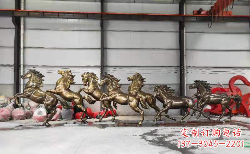 嘉兴骏马奔腾玻璃钢动物雕塑户外摆件