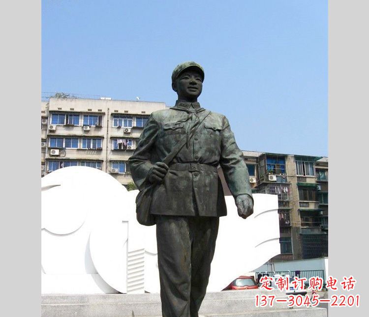嘉兴定制雷锋雕塑，体现英雄精神