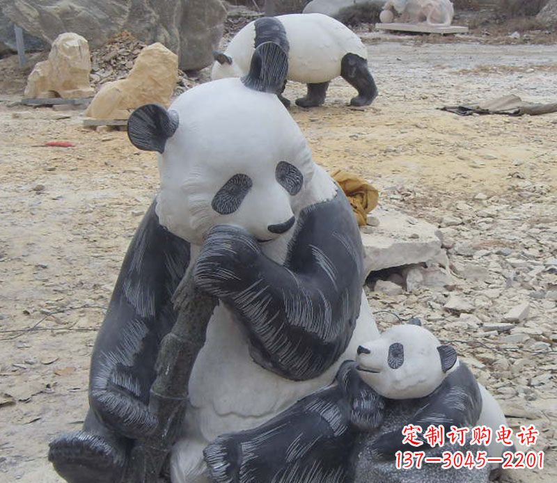 嘉兴母子熊猫石雕仿真动物雕塑