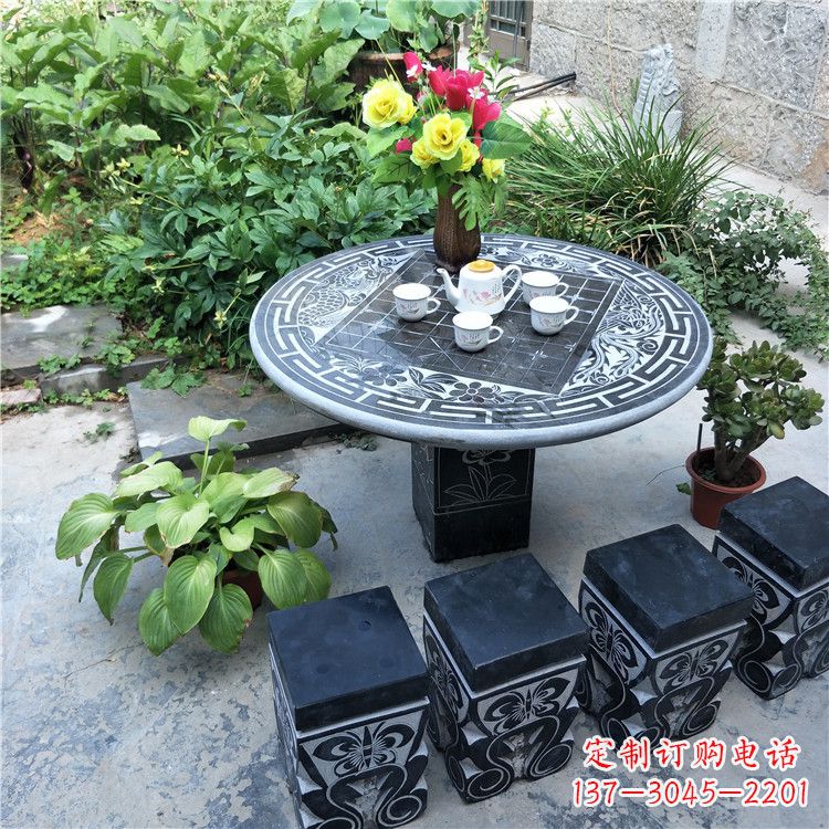 嘉兴庭院天然石桌凳