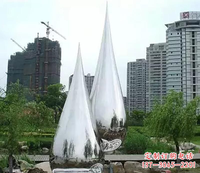 嘉兴小区不锈钢水滴雕塑