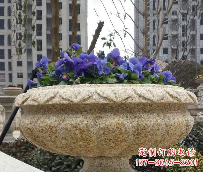 嘉兴小区景观大理石花盆石雕